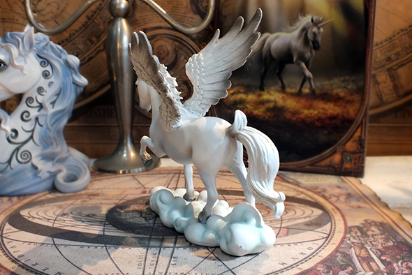 ペガサススタチュー ホワイト Pegasus White Statue 