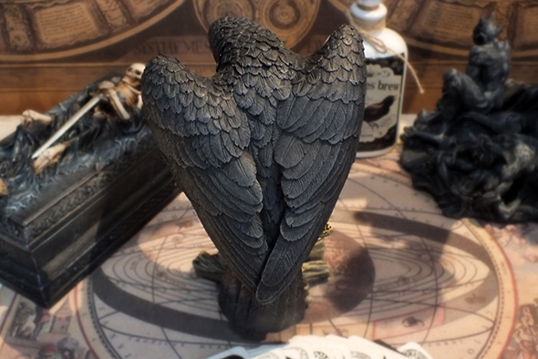 ダークレイヴンオンツリー スタチュー(像) Dark Raven on Tree Statue